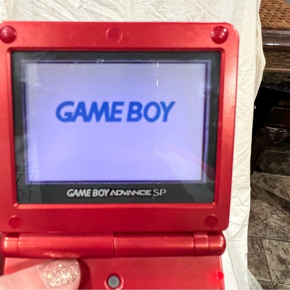 Game Boy Advance SP - Picture 4 of 8